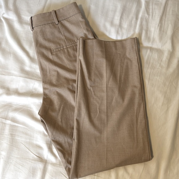 Barely Used Mango pleated suit pant - Picture 2 of 3